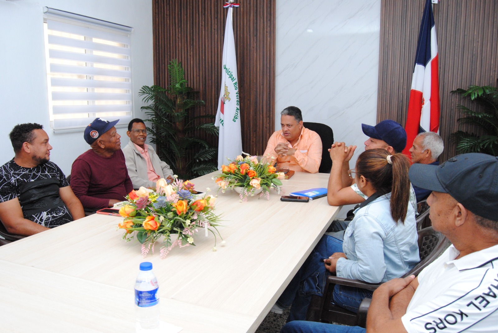 Reunión con la Comisión de la Comunidad de Bonagua.