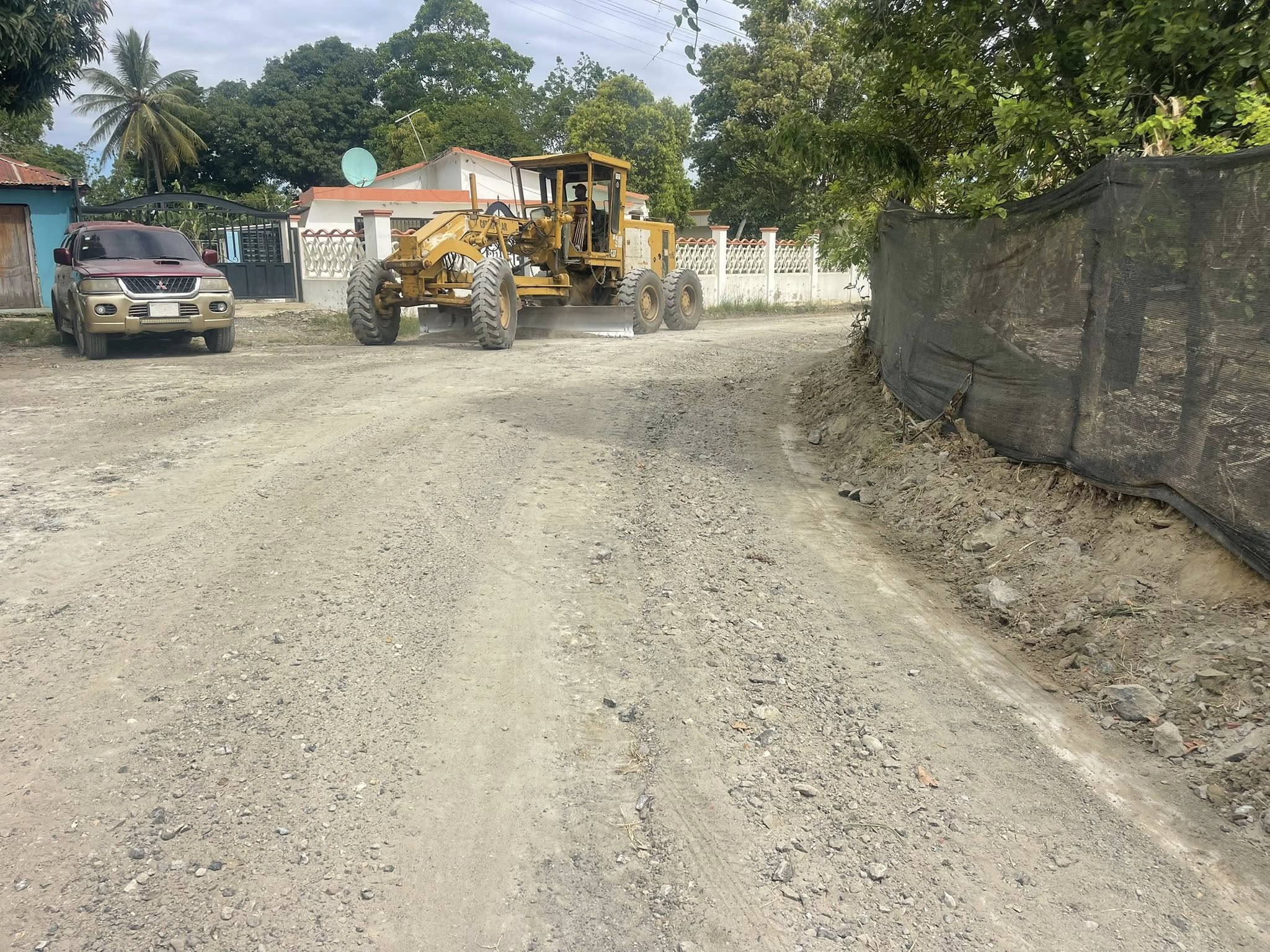 Continuamos Reparando la Calle La Vereda
